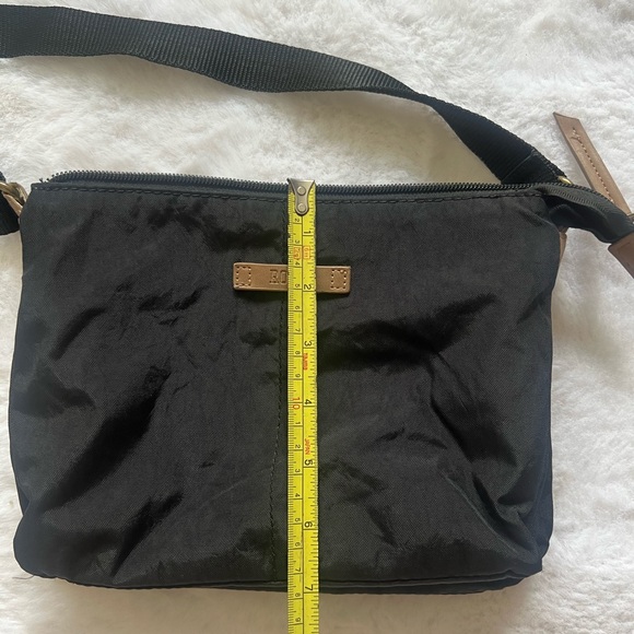 Roots Crossbody Black Nylon with lots of compartments - Picture 5 of 8